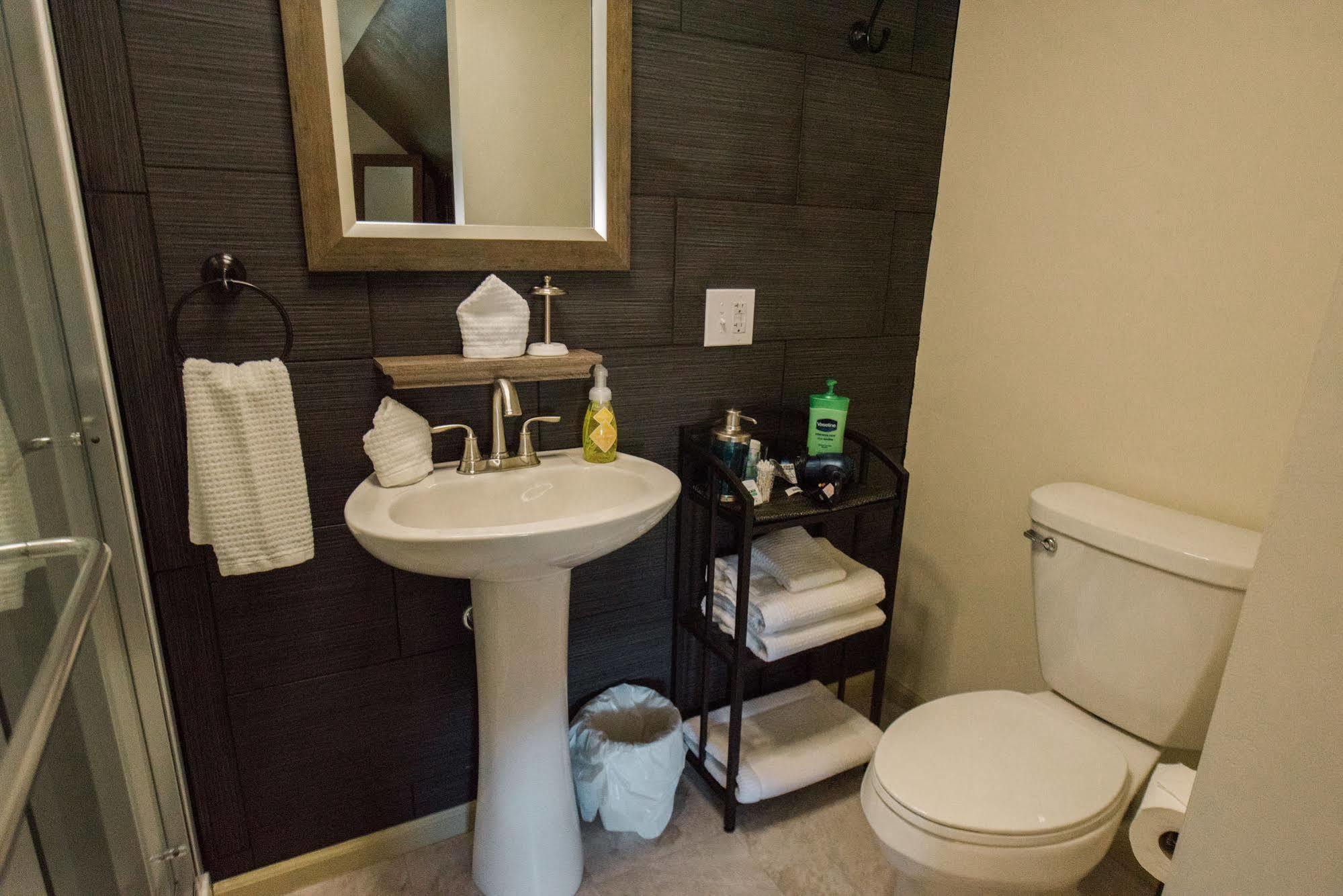 The Little Italy Of Niagara Falls Bed & Breakfast Εξωτερικό φωτογραφία